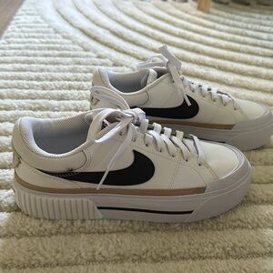 Nike court legacy sneakers
